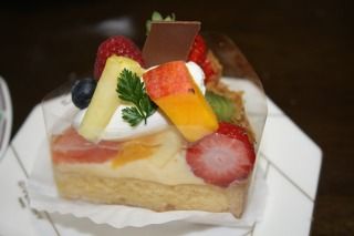 みなと屋 Minato Ya のケーキ くまぼんの徒然草