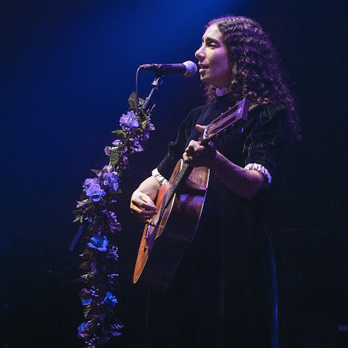 Bedouine_Olympia_Oct2018_Lucy_McLachlan_06