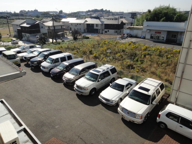 Crowd クラウド 会社概要 茨城県土浦市のカーショップ アメ車 国産車 外車 中古車の販売 整備 Crowd クラウド 会社概要 茨城県土浦市のカーショップ アメ車 国産車 外車 中古車の販売 整備