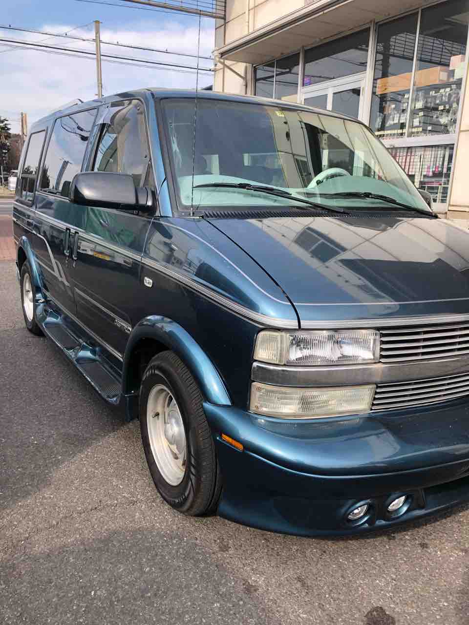 Crowd クラウド ﾎﾞﾃﾞｨｰ修理 下回り修理 茨城県土浦市のカーショップ アメ車 国産車 外車 中古車の販売 整備