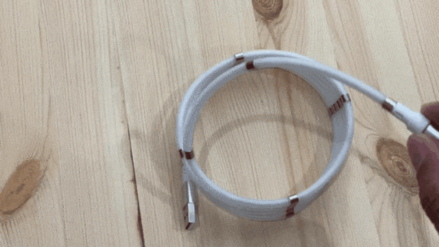 Pickup マグネットで充電から収納まで 3 In 1オールマグネットケーブル 投資するならクラウドファンディング Pickup マグネットで充電から収納まで 3 In 1オールマグネットケーブル 投資するならクラウドファンディング