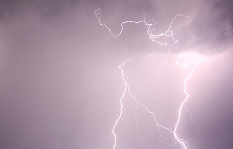 thunderstorm-4503665_960_720