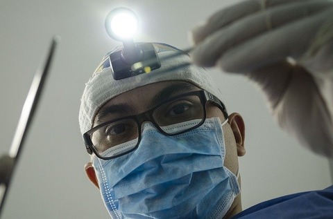 dentist-g4f6eae1cf_640