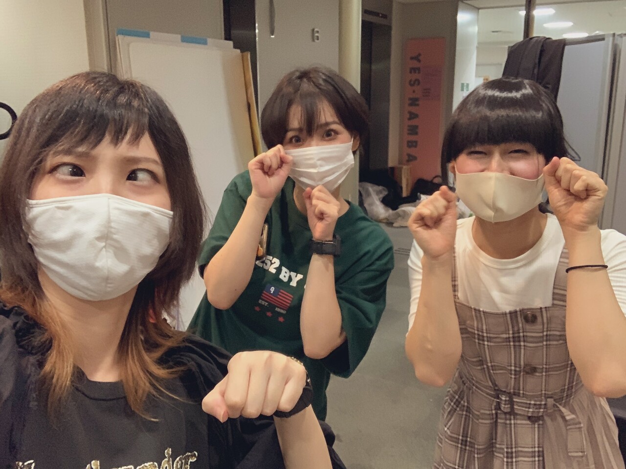 女お笑い芸人 容姿をいじるのは時代遅れ 客もわらってないんですよw 言ってた連中全員消える 女お笑い芸人 容姿をいじるのは時代遅れ 客もわらってないんですよw 言ってた連中全員消える