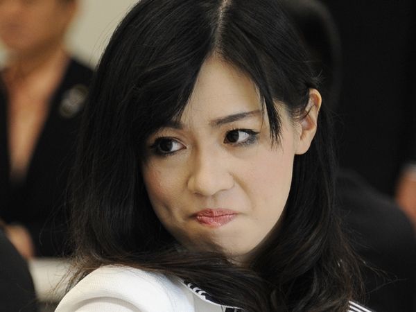 炎上 私は深田恭子に散々似ていると言われた 上西小百合のツイートに非難轟々 気になる芸能まとめ