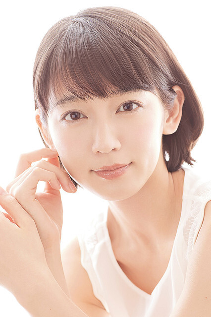 女優】吉岡里帆さん「亀の頭チラッと見せ」ショットを公開!意味