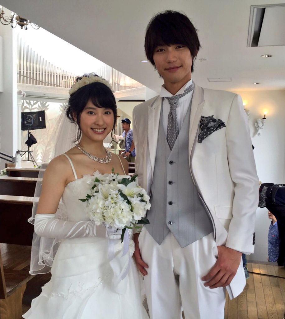 観月ありさ 16歳年下 福士蒼汰とのウェディング写真公開 土屋太鳳のウェディング姿も お迎えデス 気になる芸能まとめ 観月ありさ 16歳年下 福士蒼汰とのウェディング写真公開 土屋太鳳のウェディング姿も お迎えデス 気になる芸能まとめ