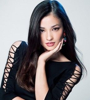 2017y08m25d_120312258