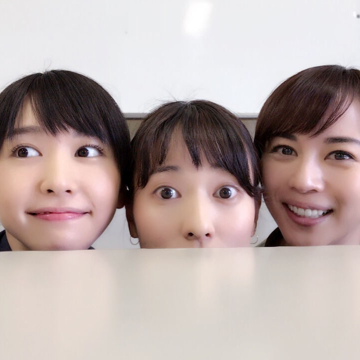 画像 戸田恵梨香 新垣結衣 比嘉愛未と３ショット コード ブルー 豪華ショットに反響ｗｗｗ 気になる芸能まとめ