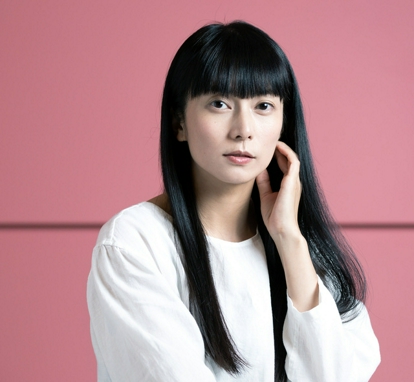 女優 柴咲コウ 自分史上一番かわいい写真 は3歳の時 不機嫌なのと 少々不信感がにじみ出てる顔 気になる芸能まとめ