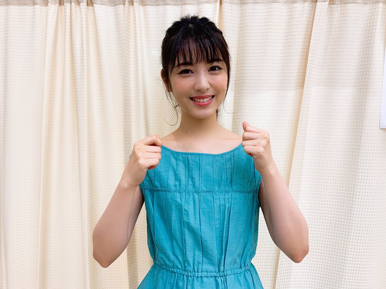 画像 浜辺美波さん 可愛いワンピース姿を披露 気になる芸能まとめ