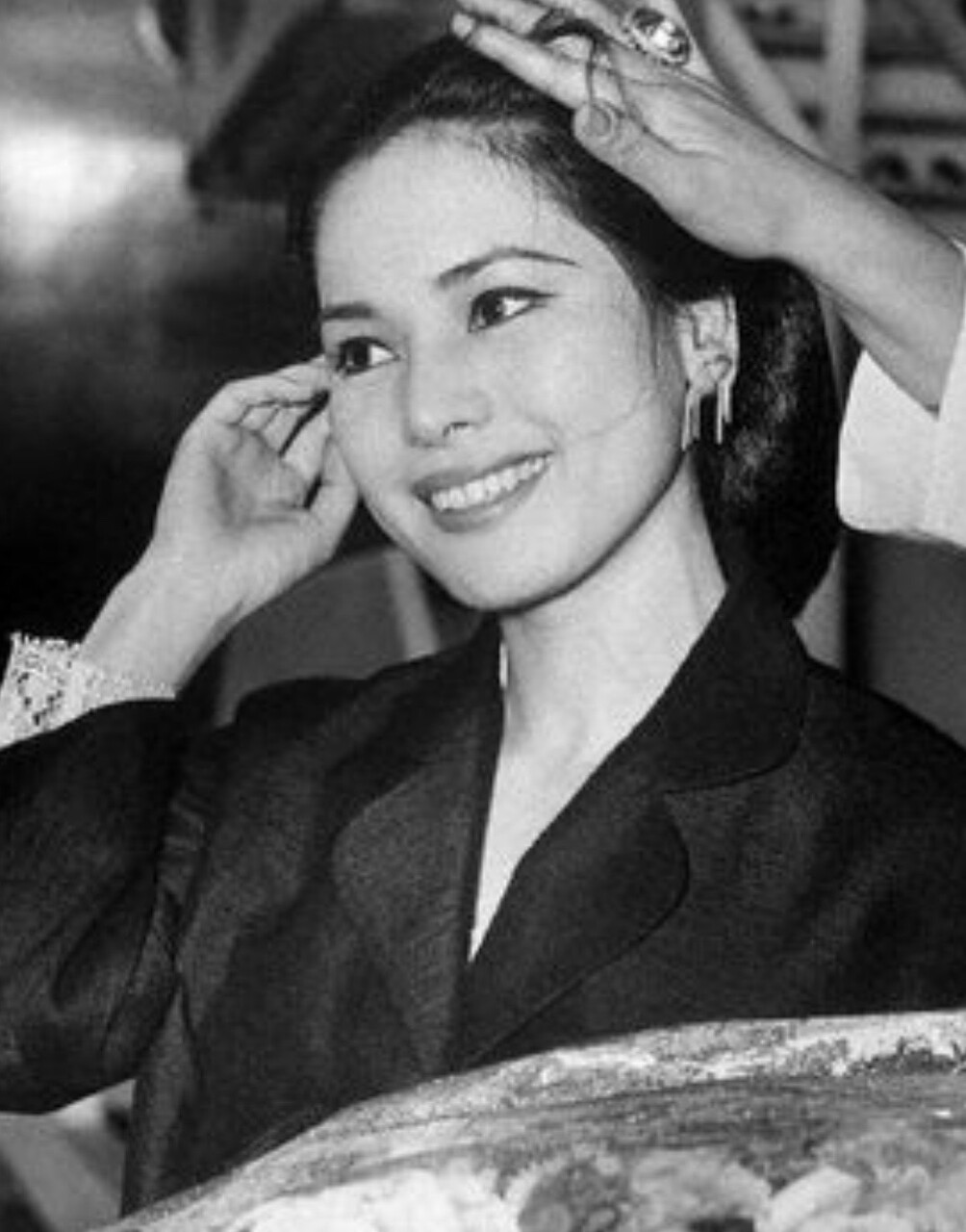デヴィ夫人とかいうおばあちゃんwwwwwww 気になる芸能まとめ デヴィ夫人とかいうおばあちゃんwwwwwww 気になる芸能まとめ