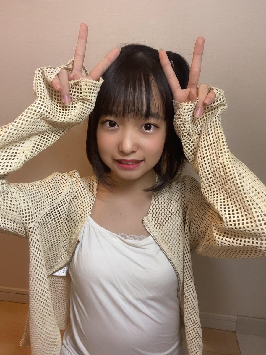 Js 自 撮り おっぱい