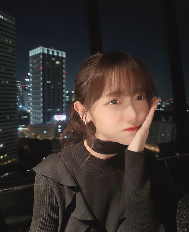 女優(79ページ目) 気になる芸能まとめ 性別「モナリザ」の君へ。 有馬ひなせ 色紙