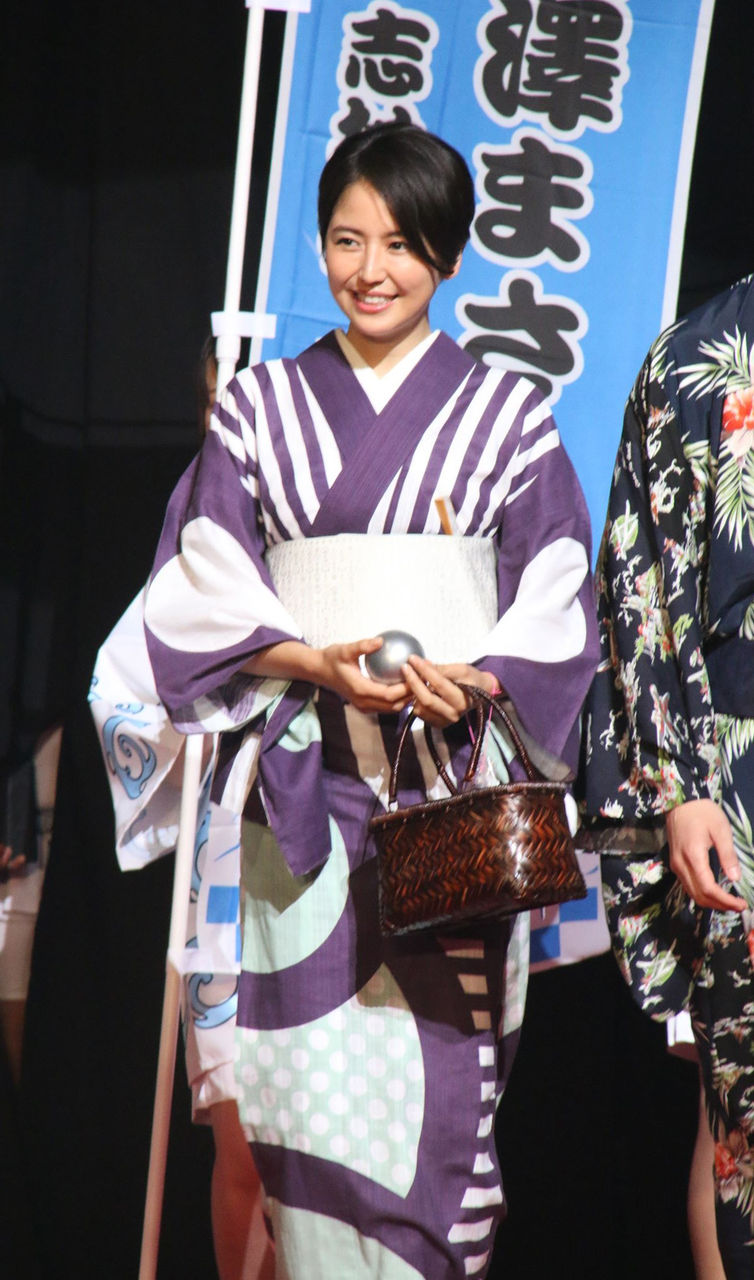画像 長澤まさみ 橋本環奈 菜々緒 浴衣姿が可愛い 小栗旬など豪華キャスト 銀魂 ジャパンプレミア 気になる芸能まとめ 画像 長澤まさみ 橋本環奈 菜々緒 浴衣姿が可愛い 小栗旬など豪華キャスト 銀魂 ジャパンプレミア 気になる芸能まとめ