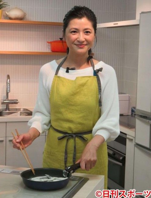 画像 伊藤かずえ 50 の現在www12キロ減量で娘の制服入っちゃった 気になる芸能まとめ 画像 伊藤かずえ 50 の現在www12キロ減量で娘の制服入っちゃった 気になる芸能まとめ