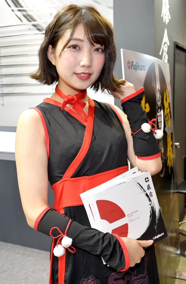 【画像9枚】人気コスプイヤー 霜月めあ、アイスクリームのチョコミントをモチーフにした水着姿を披露!「恥ずかしかった」コメント