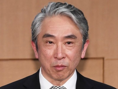【大河で藤原兼家役】俳優・段田さん、紫綬褒章の受章式で天皇陛下に声を掛けられ思わず謝罪「すみません、謀反起こしまして…」→天皇陛下「