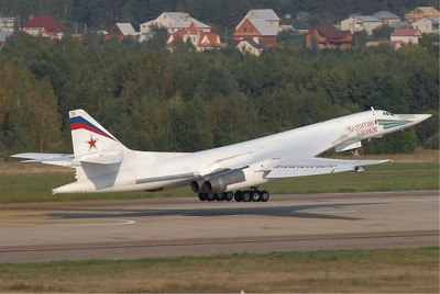 Tu-160_at_MAKS_2007