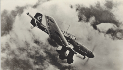 Junkers_Ju_87_Stuka_03