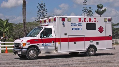 ambulance-gf27c2cf01_640