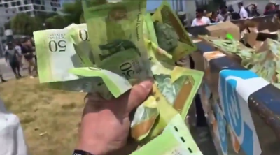 2024y07m31d_214843411