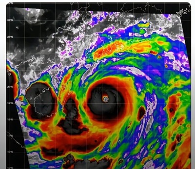 【動画】台風11号ヤギちゃん、915hPaで中国破壊開始 埋める必要がないほど全てを吹き飛ばす猛烈な勢力に中国人パニック状態・・・ 【動画】台風11号ヤギちゃん、915hPaで中国破壊開始 埋める必要がないほど全てを吹き飛ばす猛烈な勢力に中国人パニック状態・・・