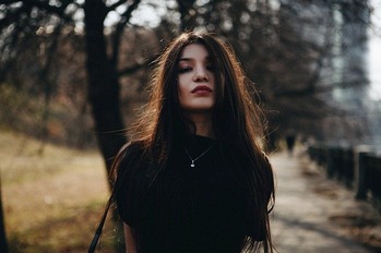 portrait-2377742_640