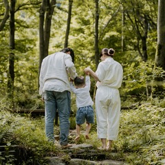 Happy Family Meadow Canvas