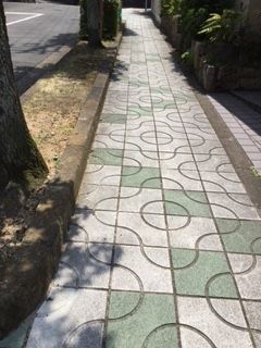 タイル２