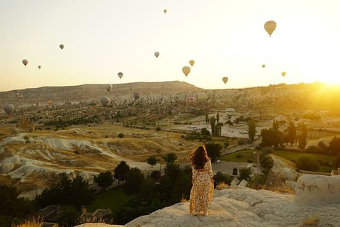 hot-air-balloons