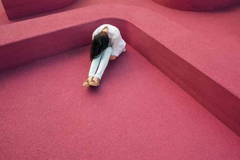 worrying-person