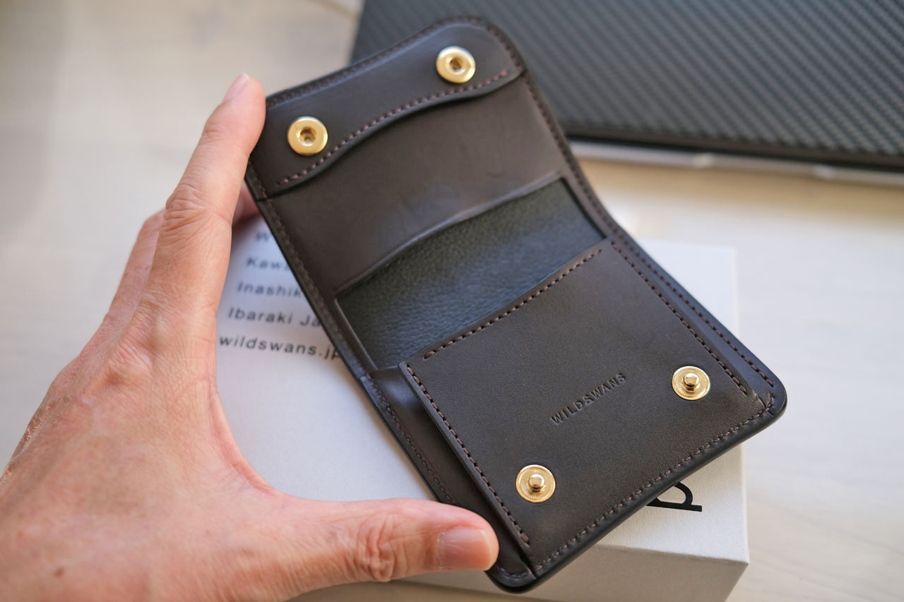 WILDSWANDS PALM パーム ブラック ミニ財布・PALM（パーム）についてのお話1(PALM-V2編