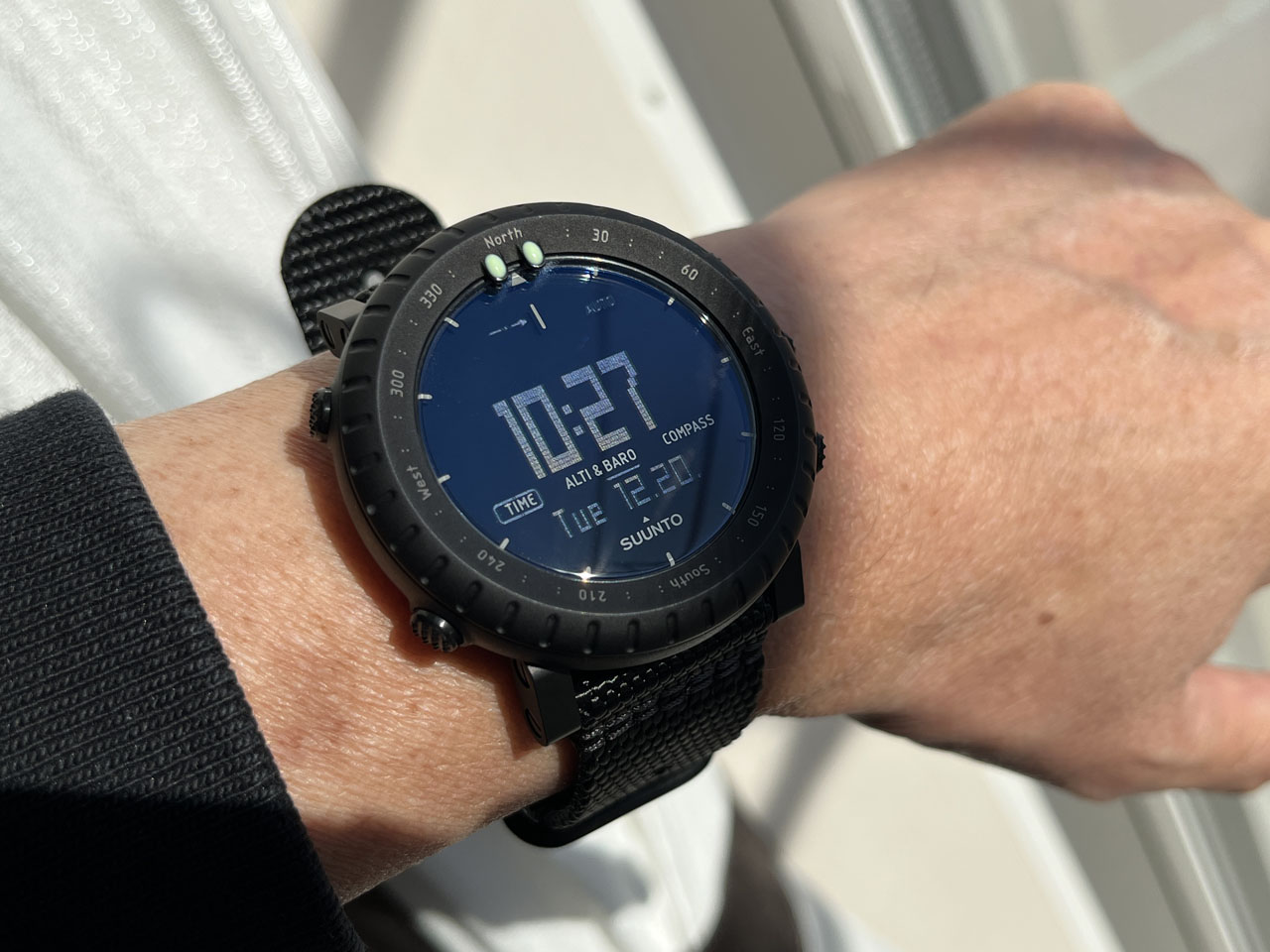 ネタ】SUUNTO CORE ALPHA STEALTH【散財】 : Salaryman C3