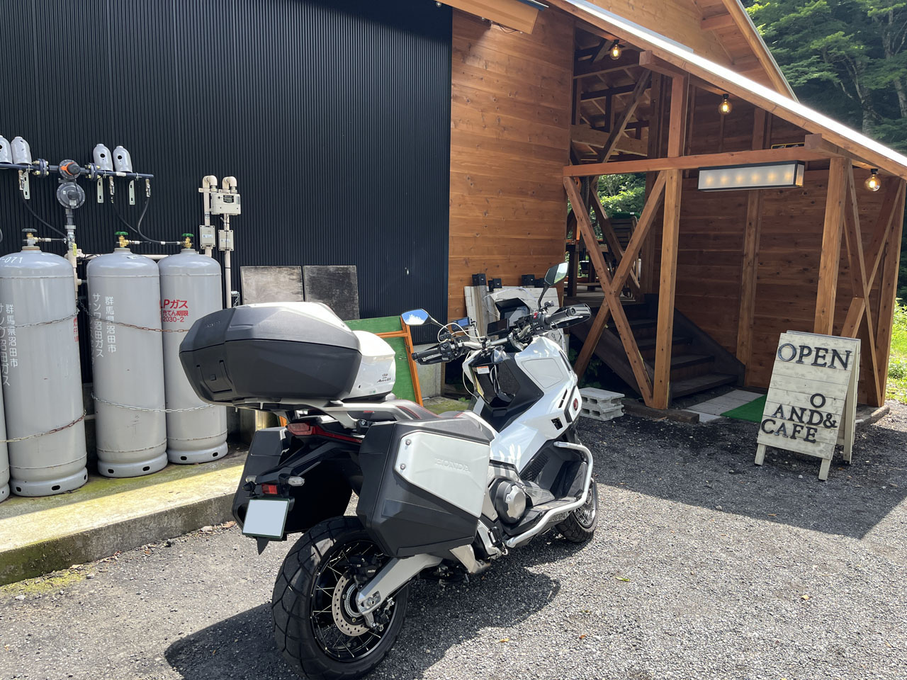 ホンダ X-ADV 2025年モデルの6ケ月（5000km）インプレ : Salaryman C3