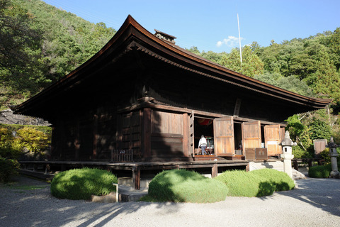 R0002418