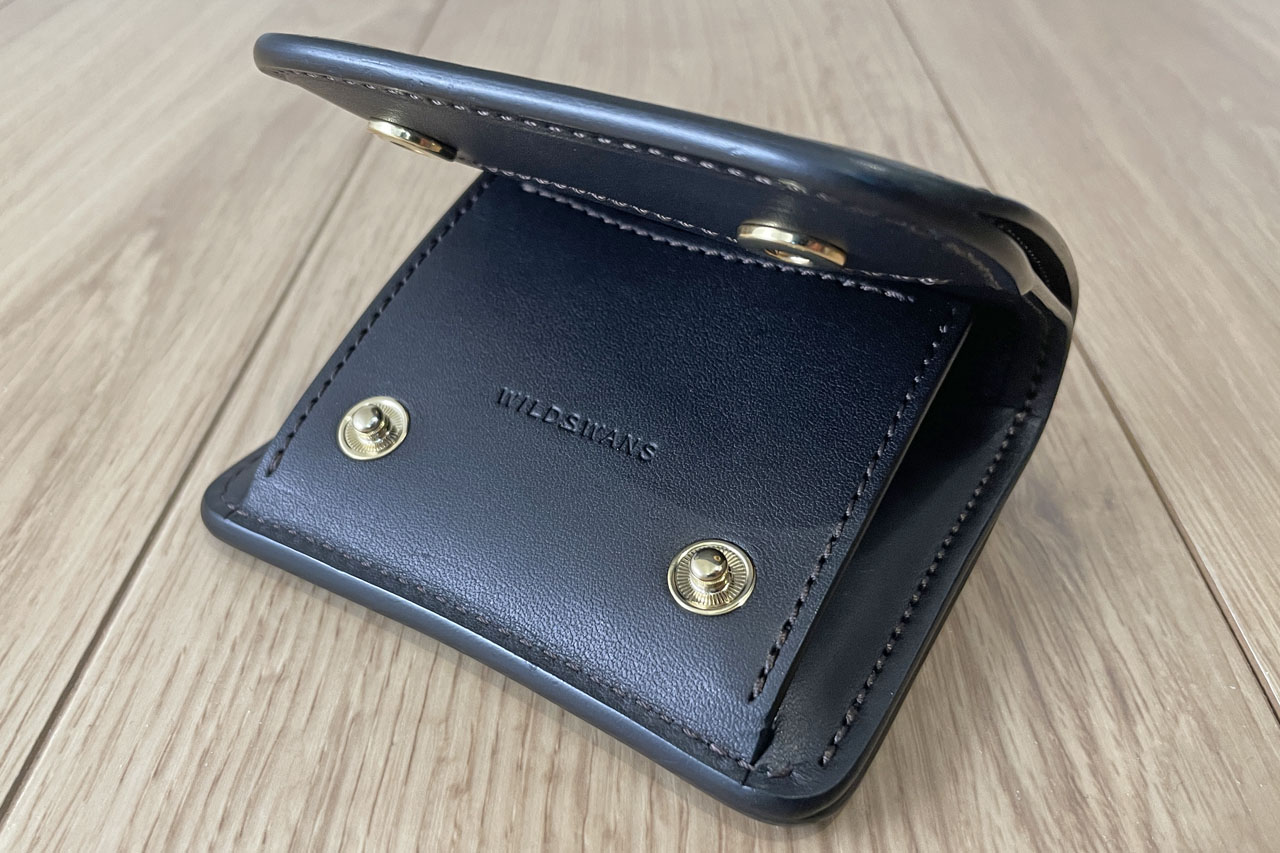 ワイルドスワンズ パーム(WILDSWANS PALM)に中身を入れてみた ワイルドスワンズ パーム(WILDSWANS PALM)に中身を入れてみた