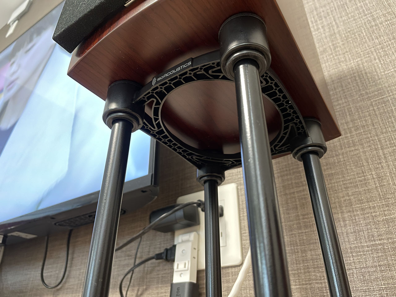 ISO ACOUSTICS ISO-130 : Salaryman C3