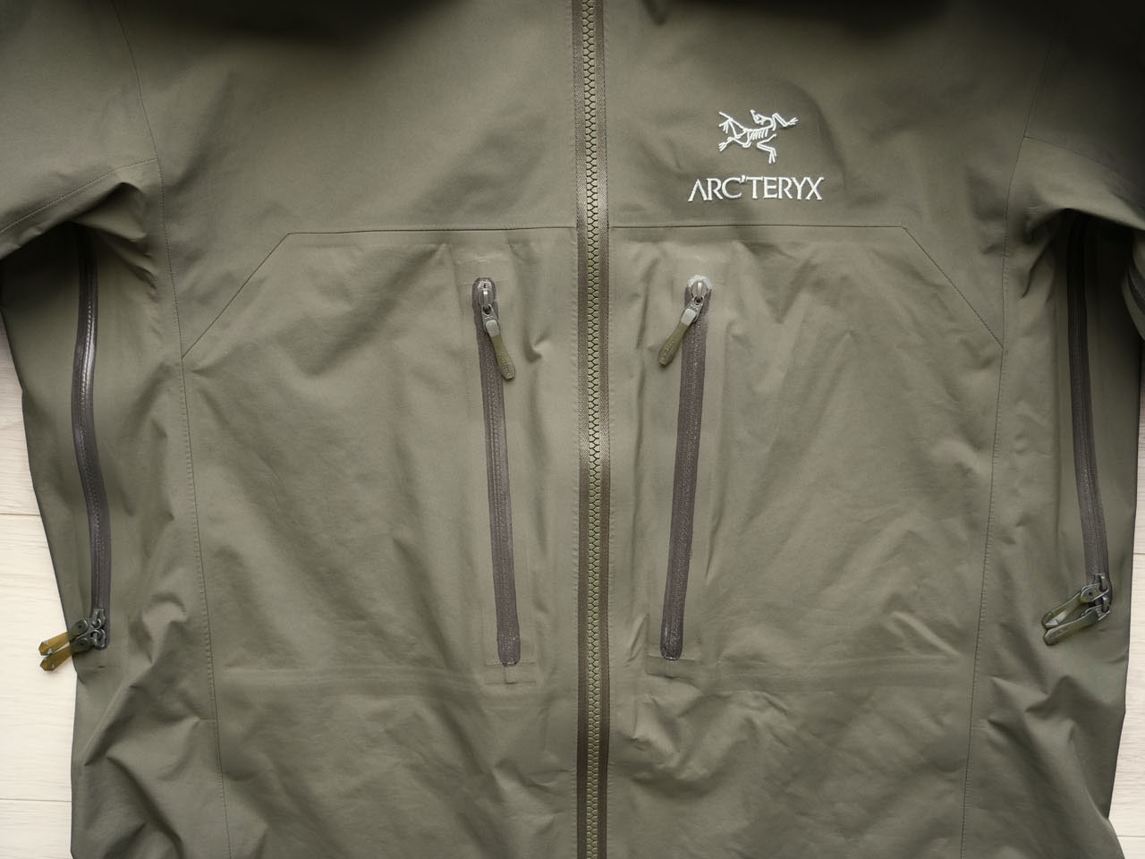 ARC’TERYX ALPHA SL JACKET Sサイズ 難あり ARC'TERYX ALPHA SL JACKET Sサイズ 難あり 【公式通販】
