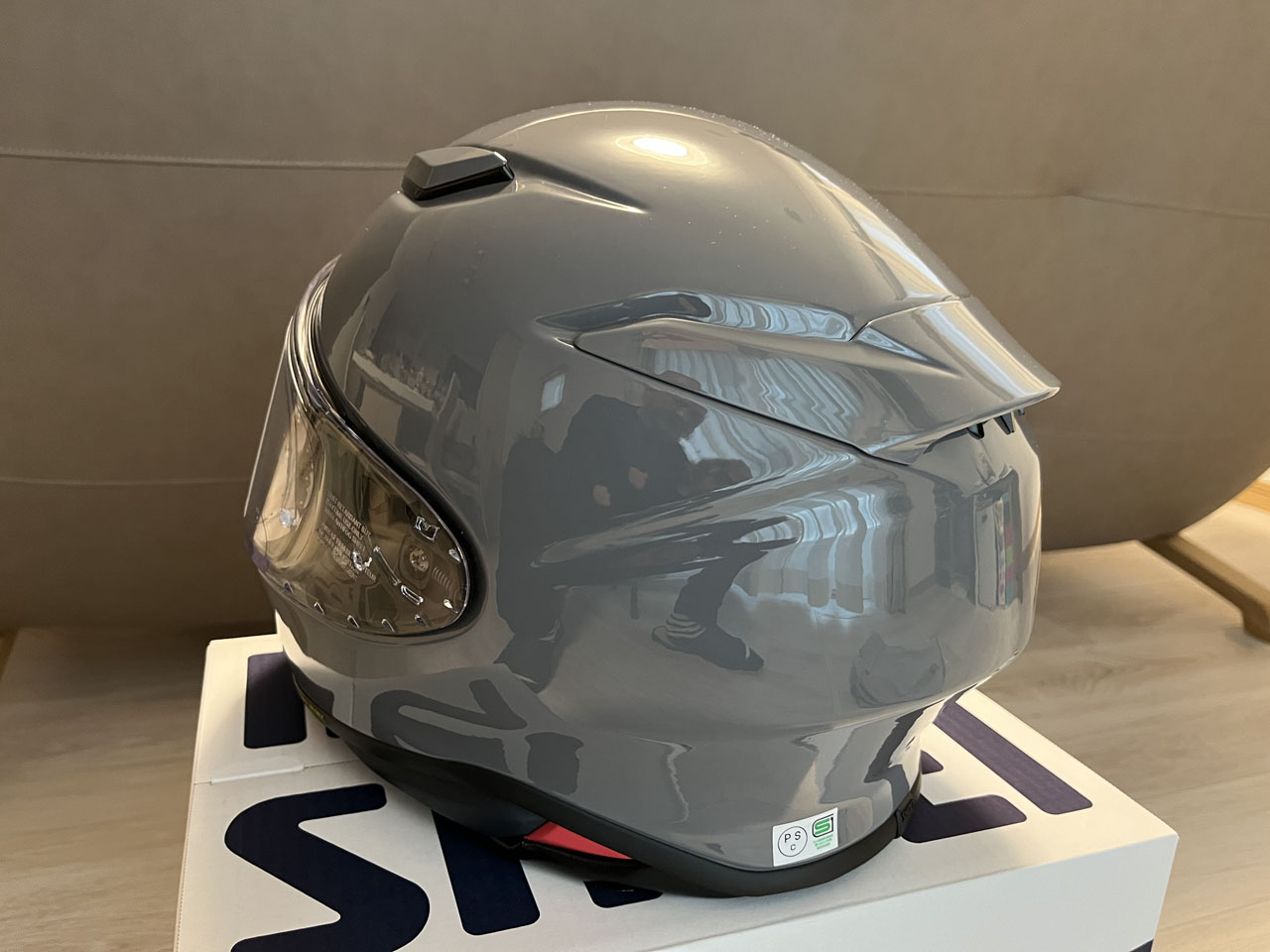 SHOEI Z-8 : Salaryman C3