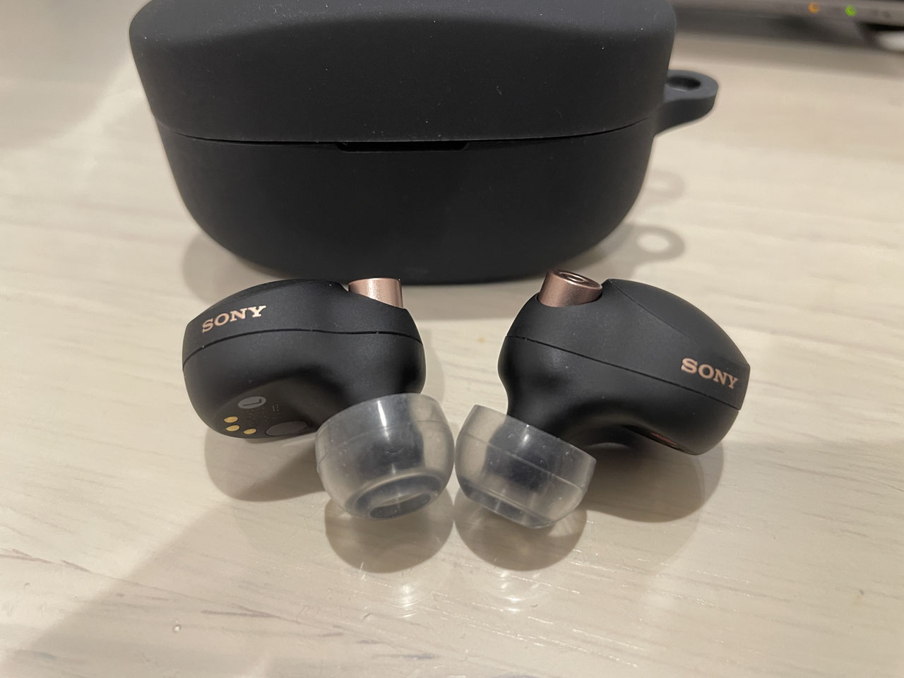 WF-1000XM4 (AZLA SednaEarfit Crystal 付属） SednaEarfit Crystal レビュー/WF-1000XM4【さらば痒み・圧迫感】