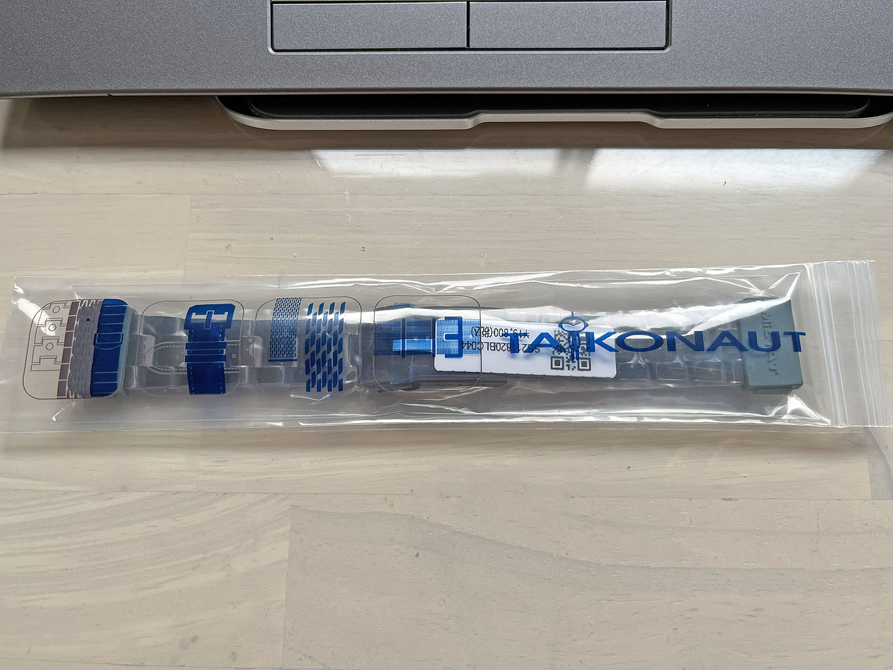 セイコーツナ缶SBBN047にタイコノートのメタルブレスレットを付けて 