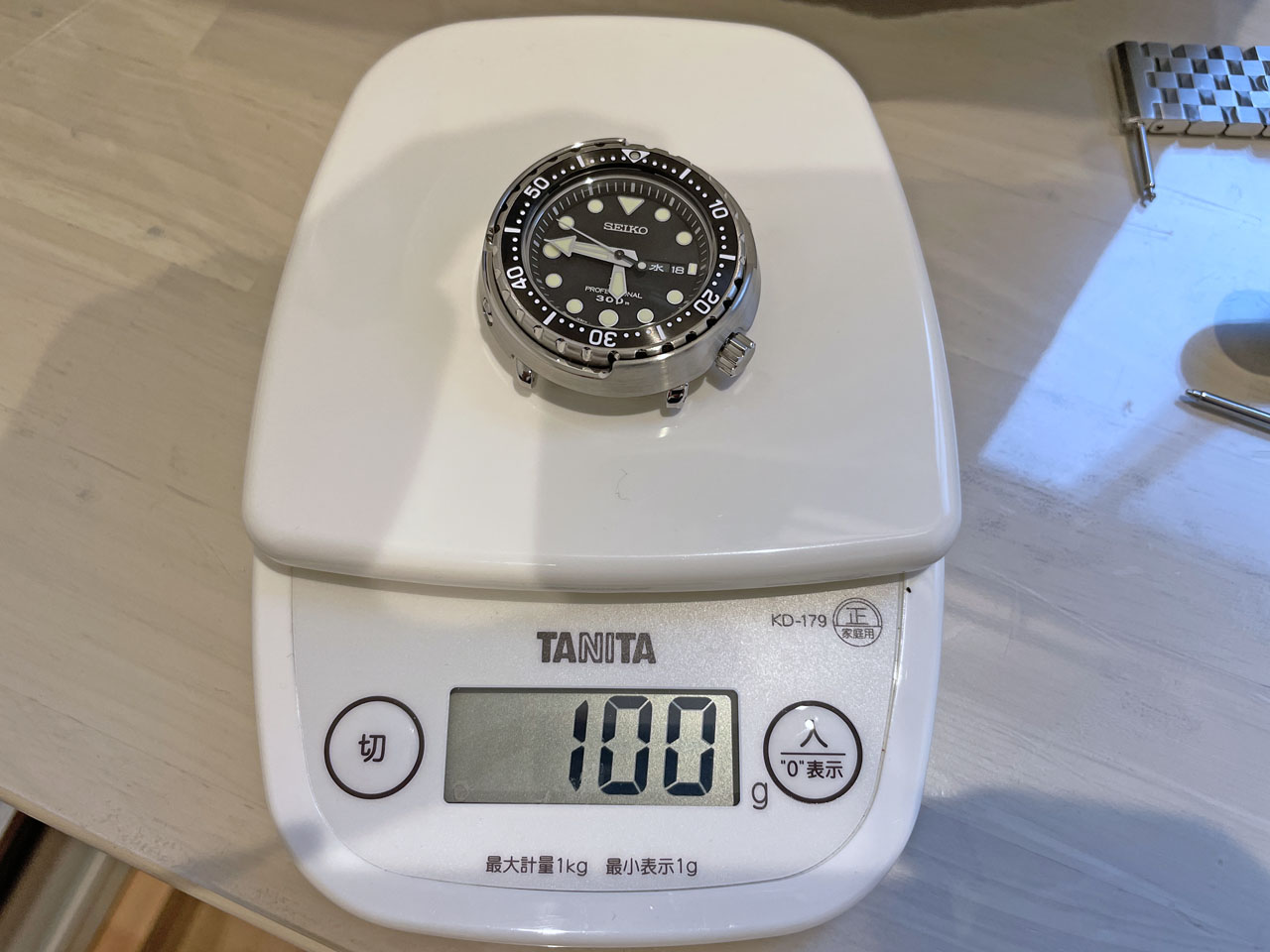 セイコーツナ缶SBBN045にタイコノートのメタルブレスレットを付けて