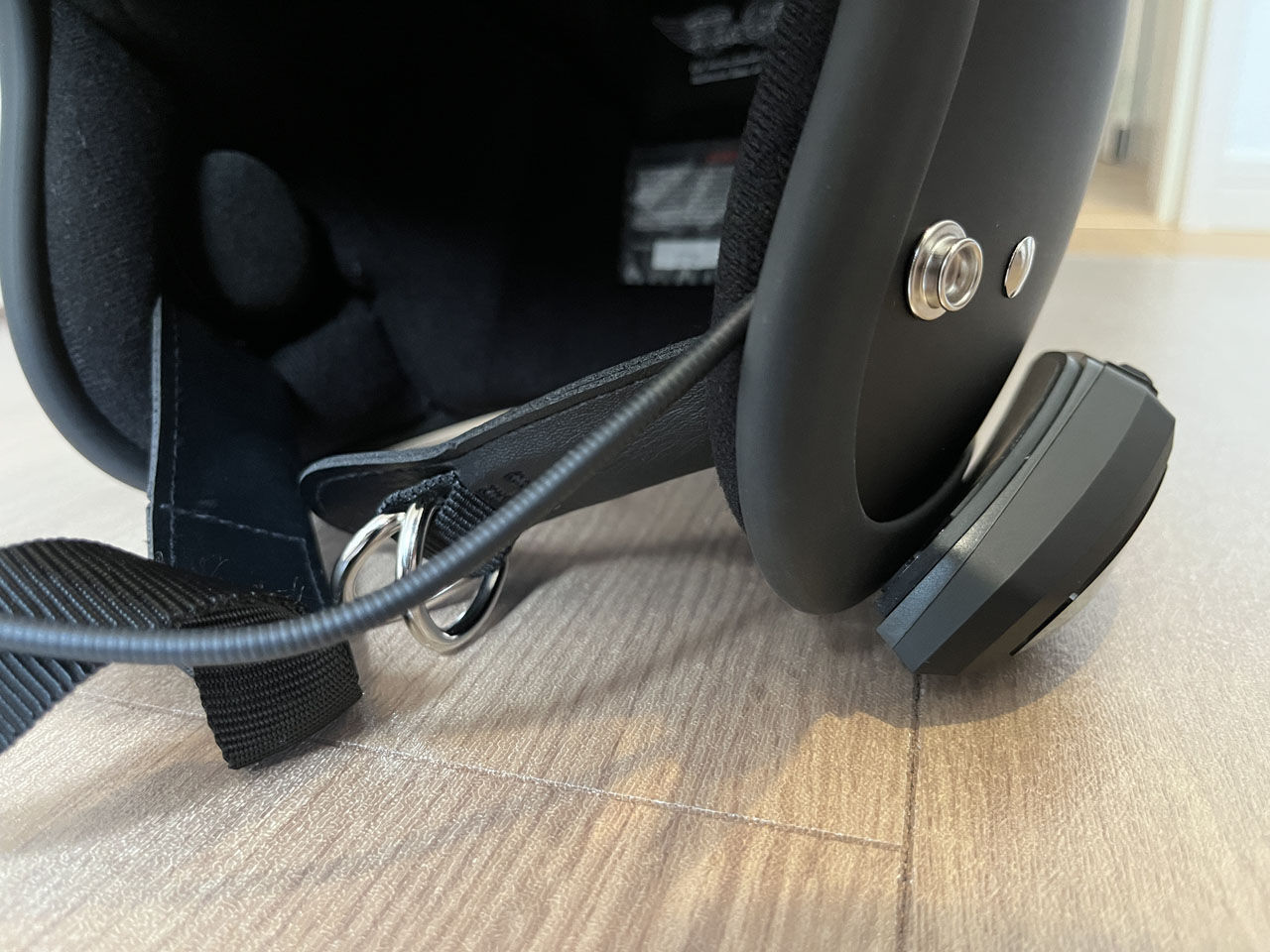 ヘルメット】TT&CO. スーパーマグナムにデイトナDT-01を付けた