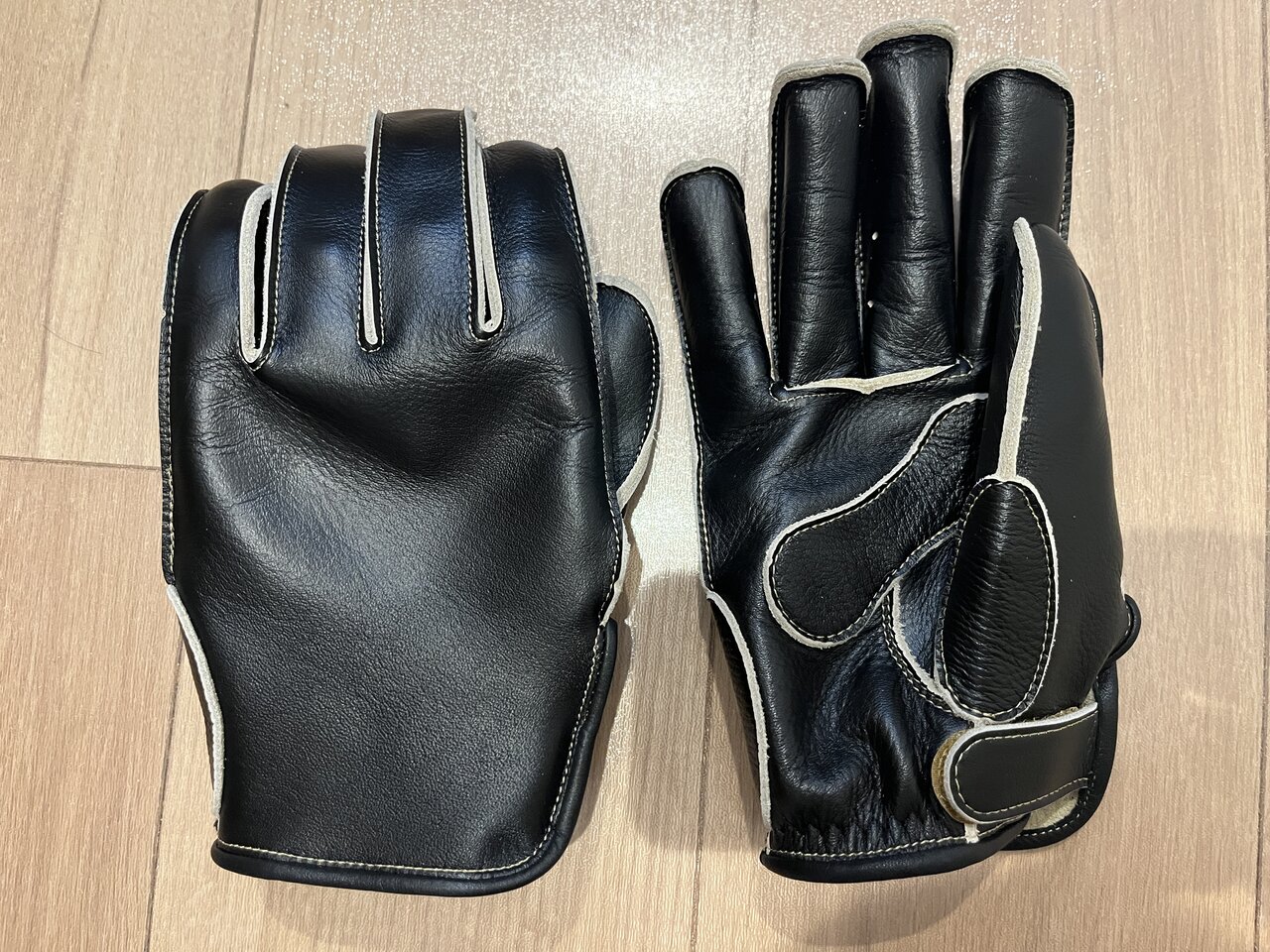 香三堂レザーグローブ 香三堂のレザーグローブBPS : Salaryman C3