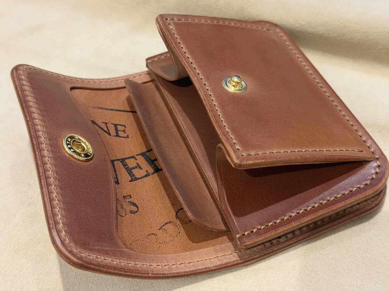 ロブスタレザーPOPS シェルコードバン 楽天市場】ROBUSTA LEATHER/ロブスタレザーPOPS SHELL CORDVAN シェル