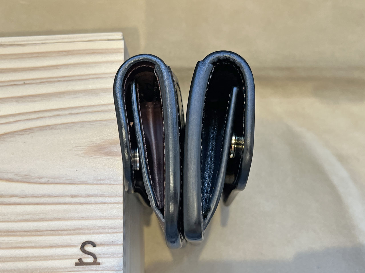ワイルドスワンズ タング クラシックとラストクロップス LC