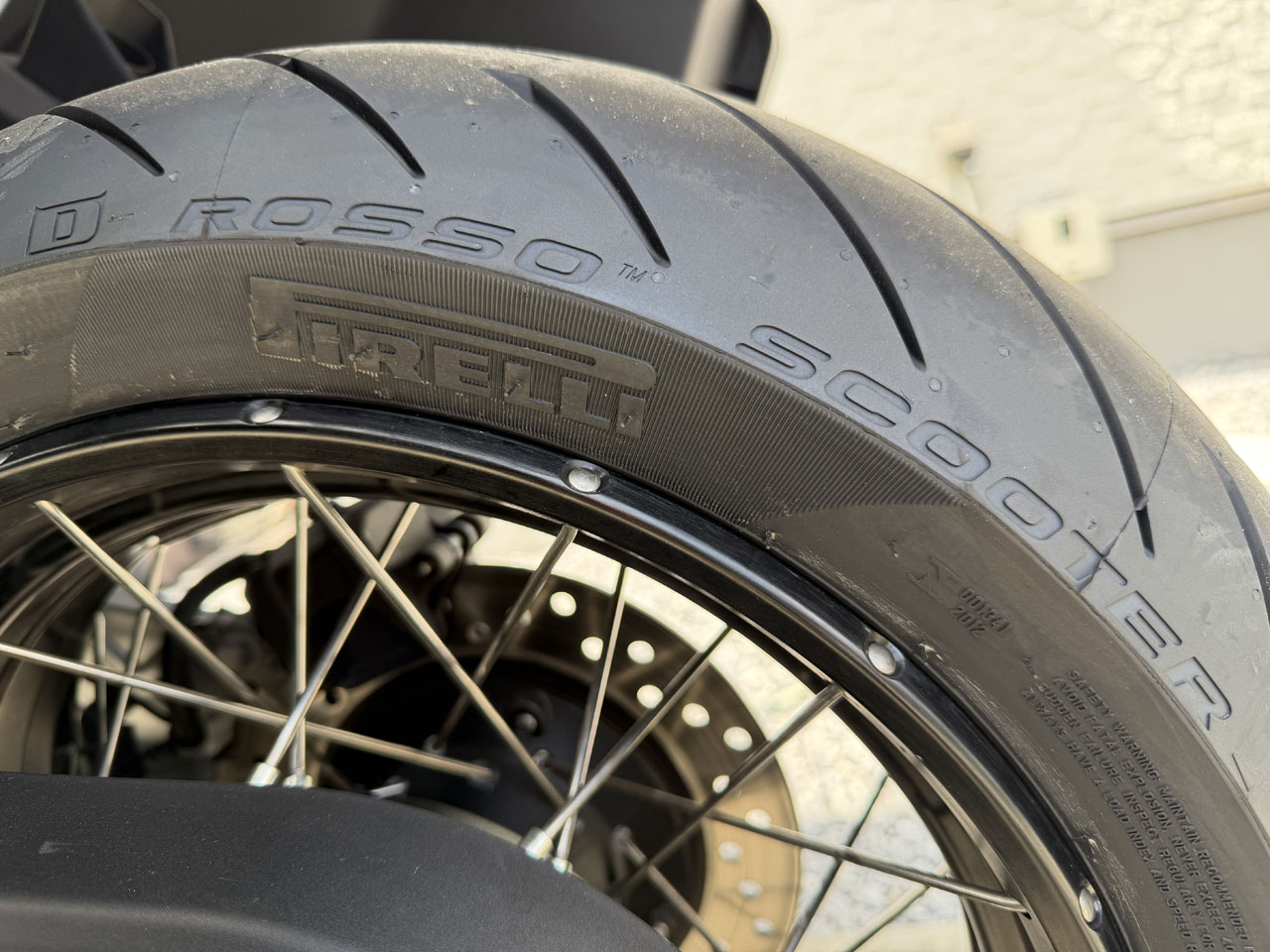 X-ADV RH21のタイヤ交換をした話 : Salaryman C3
