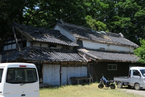 b2301f33.jpg