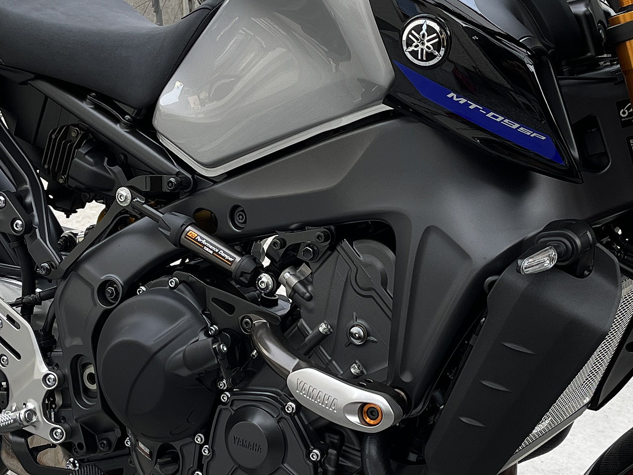 MT-09 SPに付けたパーツのまとめと5000km走ったインプレ : Salaryman C3